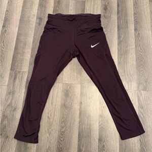 Nike Power Racing cropped running tights Burgundy Crush color